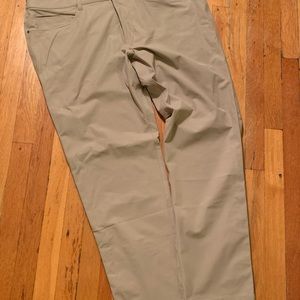 LULULEMON Mens ABC Pants NWOT